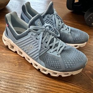 Women’s On CloudSwift